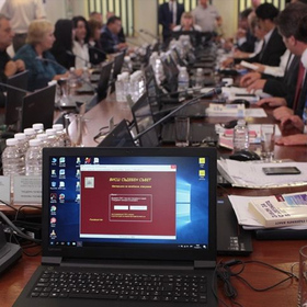 koi-koi-e_280x280_crop_478b24840a