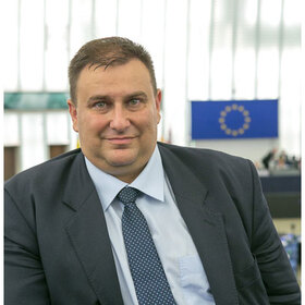 monitoringoviq_280x280_crop_478b24840a