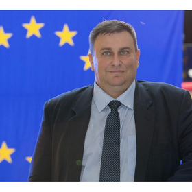 2-korica-novini-bg_280x280_crop_478b24840a