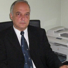 anton-antonov-faktor-bg_280x280_crop_478b24840a