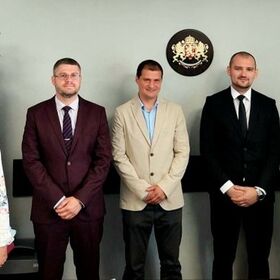 trima-mladshi_280x280_crop_478b24840a