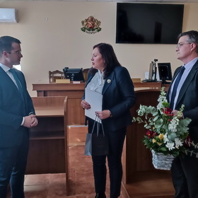 017_280x280_crop_478b24840a