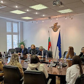 studenti-nbu-vish-advokatski-savet-vas-bg_280x280_crop_478b24840a