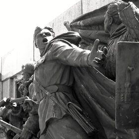 3702387144-e3390b3064-b1-1024x675_280x280_crop_478b24840a