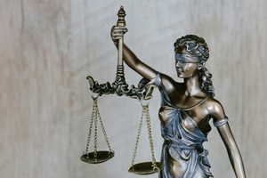 tingey-injury-law-firm-d-zpc4-uy8-zt-y-unsplash_300x200_crop_478b24840a