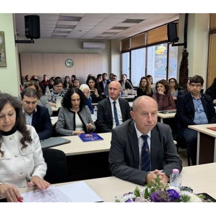 margarita-arnaudova-radiovelikotarnovo-com_700x700_crop_478b24840a