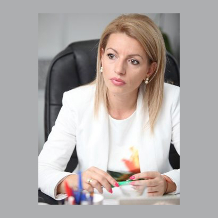 photo-3_700x700_crop_478b24840a