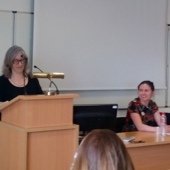 lekciq_700x700_crop_478b24840a