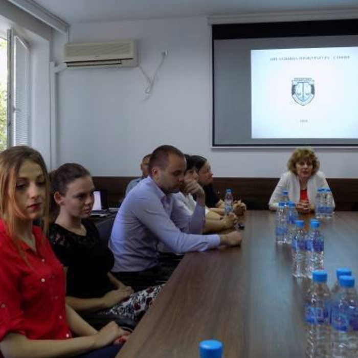 sofiiska-paragraph22-bg_700x700_crop_478b24840a