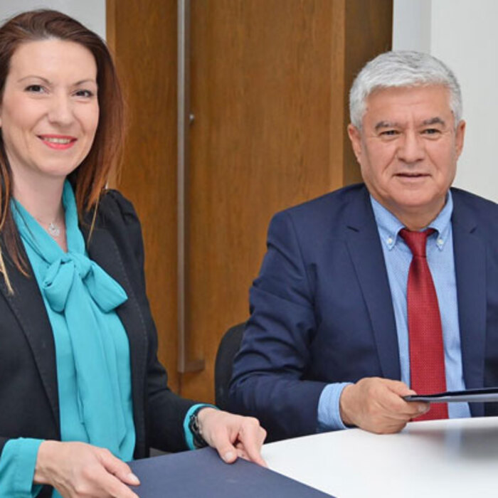 kmeta-na-novi-iskur_700x700_crop_478b24840a