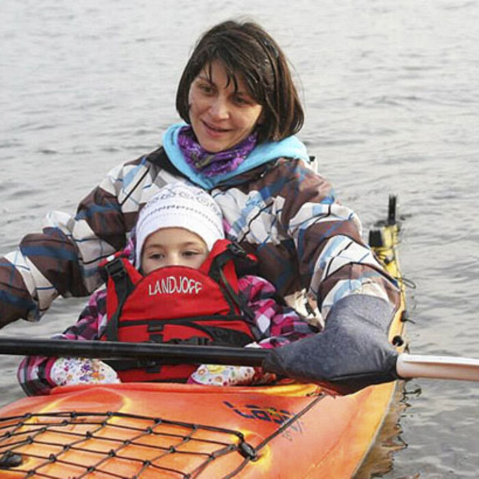 lili-toushek_700x700_crop_478b24840a