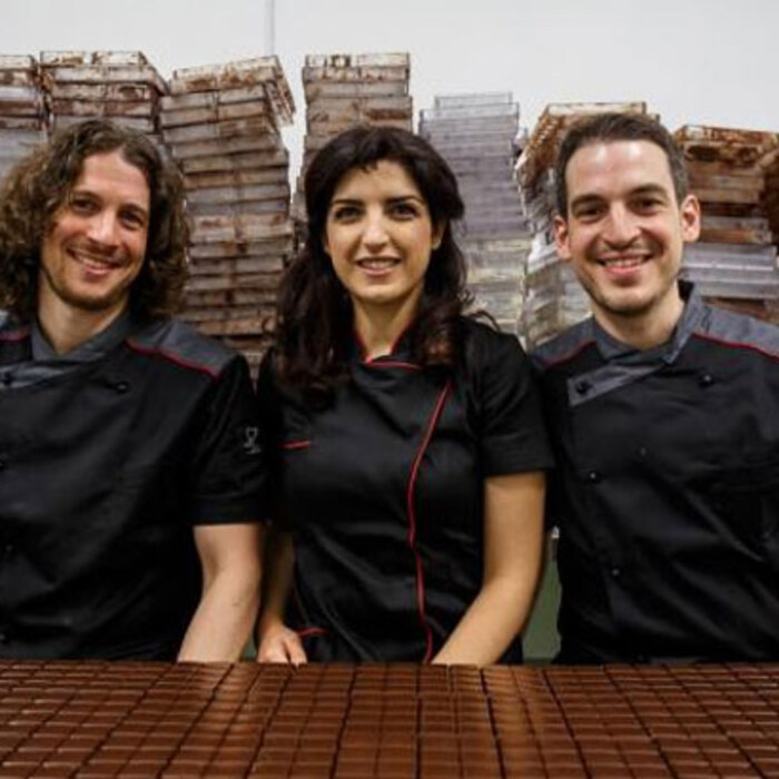 sara-chocolate_700x700_crop_478b24840a