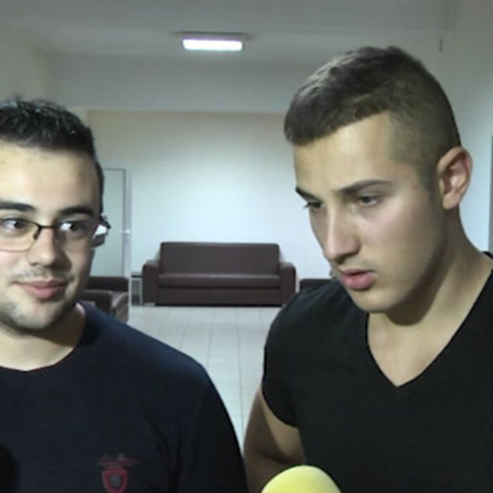 znaqt-li-bulgarite_700x700_crop_478b24840a