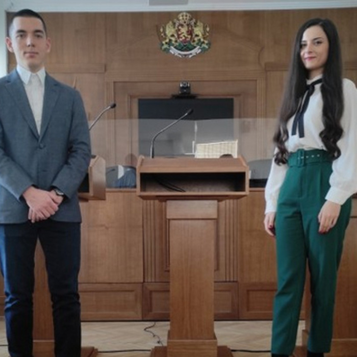 dvama-novi_700x700_crop_478b24840a