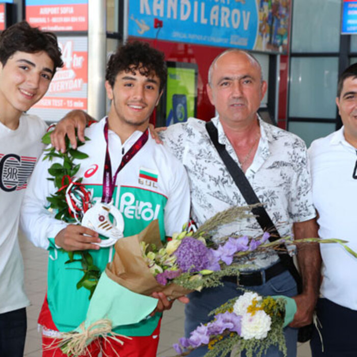 edmond-nazarqn_700x700_crop_478b24840a