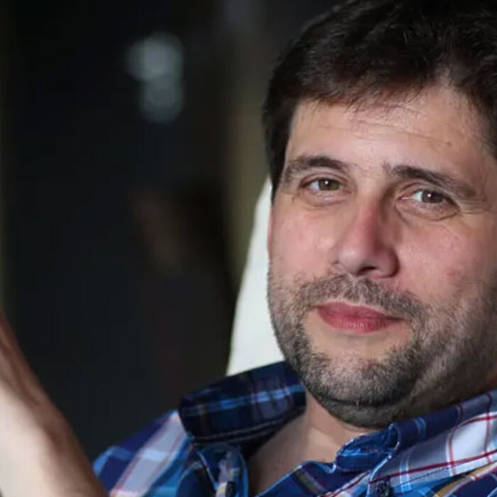 cenzurata_700x700_crop_478b24840a