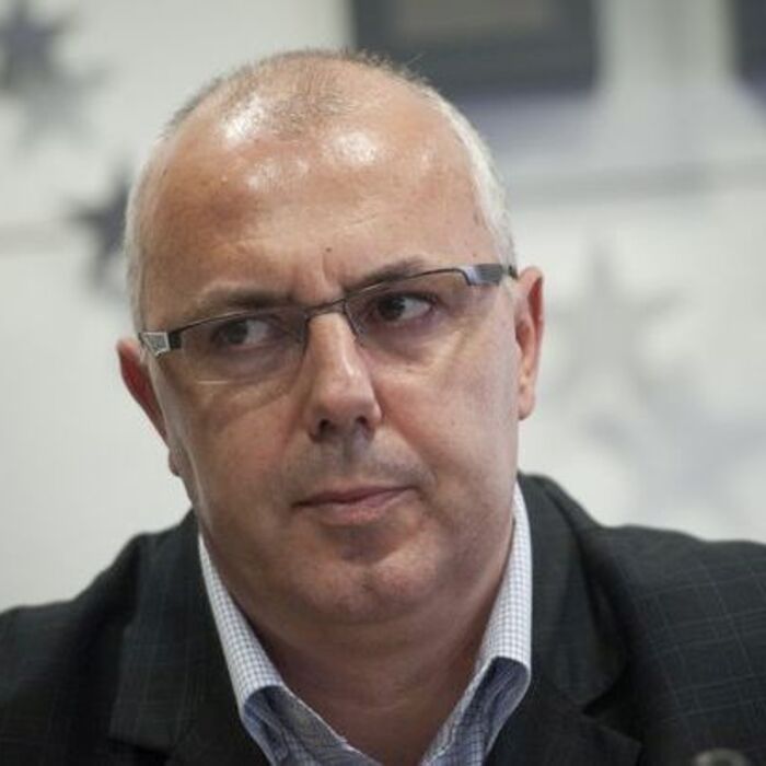 08-veselin-vuchkov-klub-z-678x410-crop-478b24840a_700x700_crop_478b24840a