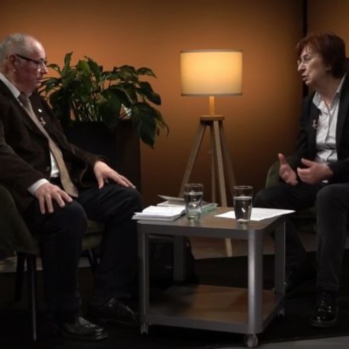 ekaterina-mihailova-i-pencho-penev-nbu_700x700_crop_478b24840a