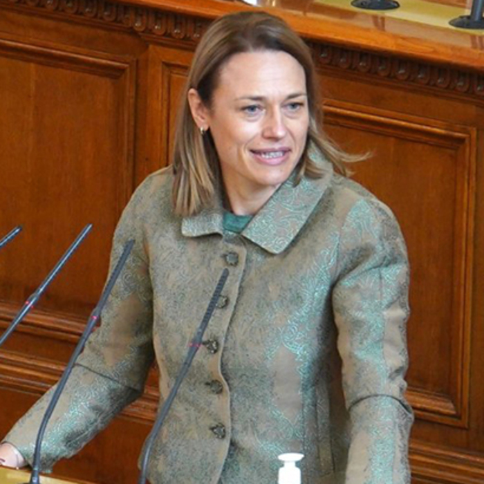 iva-miteva-bnt_700x700_crop_478b24840a