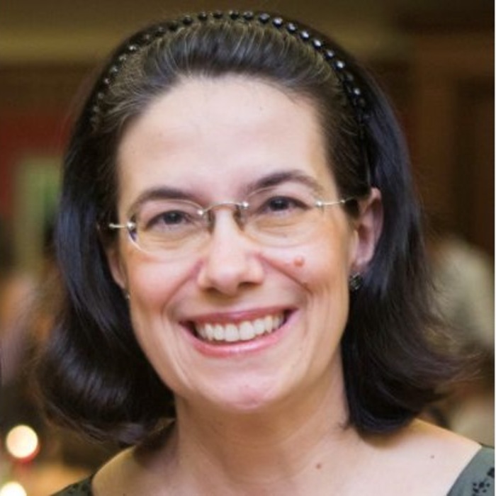 raina-nikolova-lichen-arhiv-new_700x700_crop_478b24840a